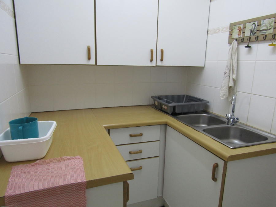 8 Bedroom Property for Sale in Wavecrest Eastern Cape